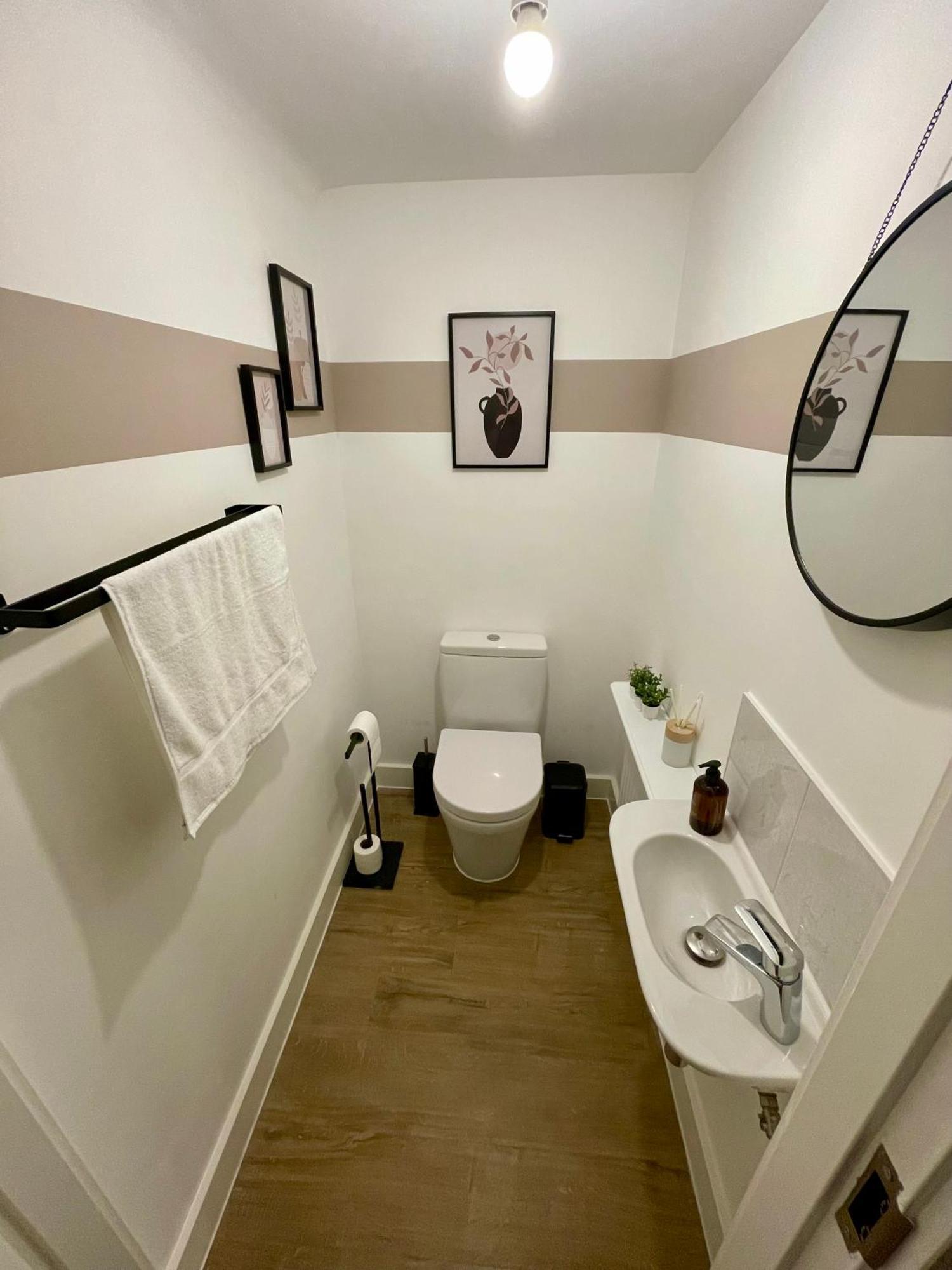 3-Bedroom Luxury Stay With Free Parking Market Harborough Exteriér fotografie